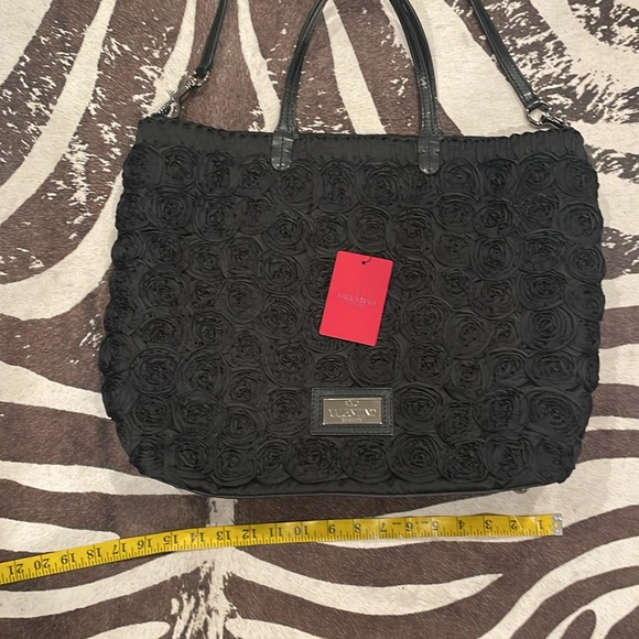 Valentino Garavani Black Floral Tote Bag - Picture 5 of 11
